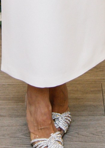 Taşlı bantlı topuklu ayakkabı - Görsel 3