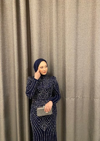 Uzun Kollu lacivert Abiye Elbise - Görsel 2