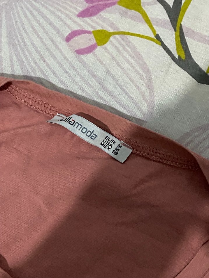 Pembe Baskılı Kadın Tişört - Görsel 2