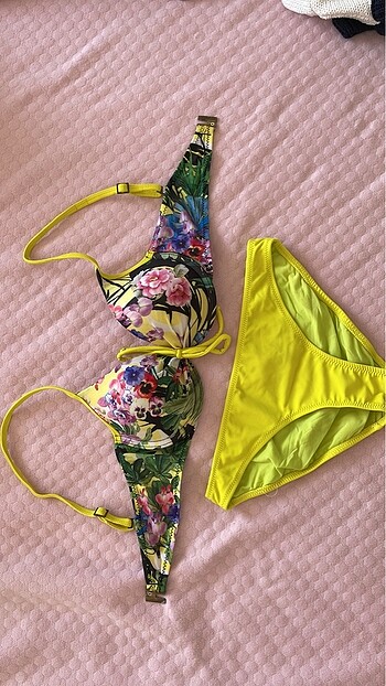 Renkli bikini takım - Görsel 2