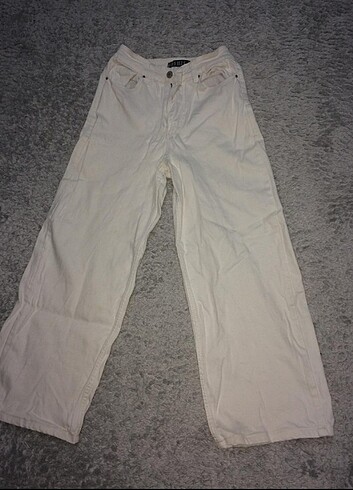 26 Beden Bol paşa beyaz pantalon