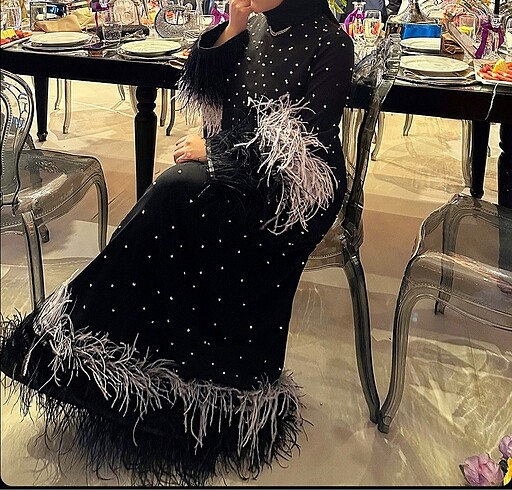 Tüylü taşlı abiye - Görsel 2