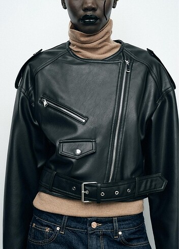 m Beden siyah Renk Zara crop deri ceket