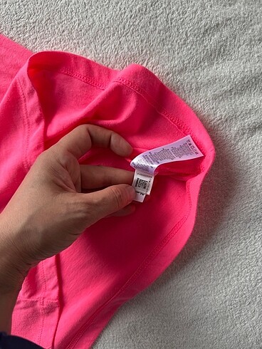 s Beden pembe Renk Reebok tişört