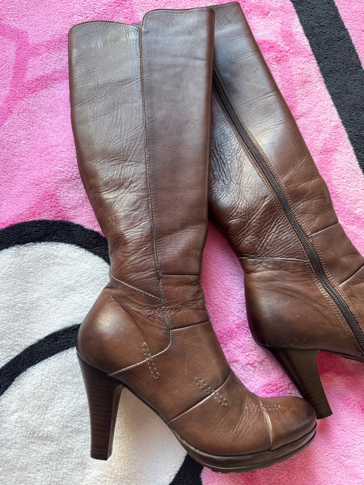 Kahverengi Deri Kadın Diz Boyu Çizme - Görsel 2