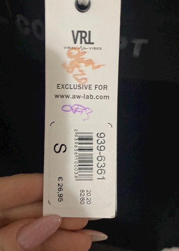 Siyah Baskılı fileli bluz spor - Görsel 2