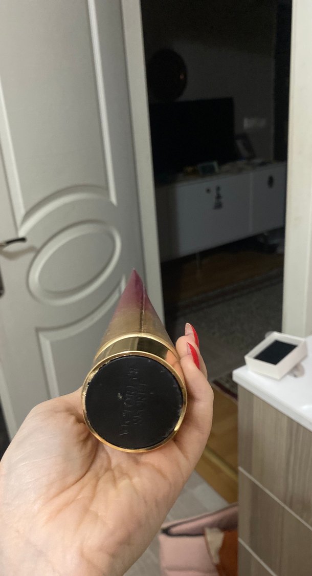 Victoria's Secret Pembe Parıltılı Vücut Losyonu 236 ml - Görsel 2