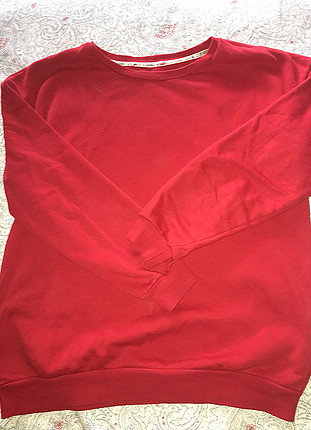 Kırmızı sweat