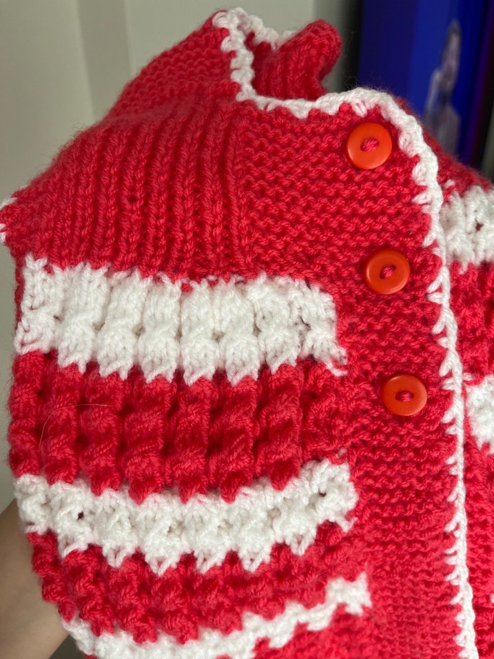 Kız Çocuk Kırmızı Örgü Kolsuz Süveter - Görsel 2