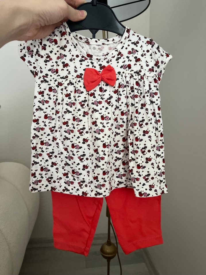 Kız Bebek Kısa Kollu Fiyonklu Takım - Görsel 2