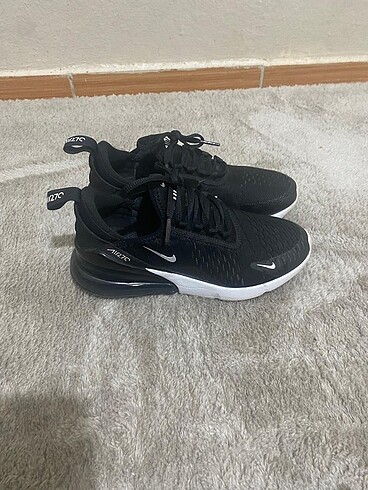 Nike Spor Ayakkabı