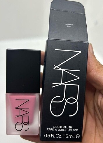 Nars sıvı allık