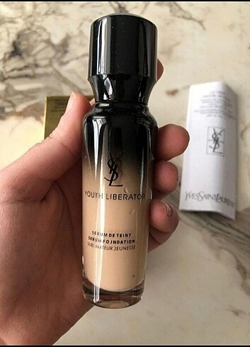 YSL Fondöten