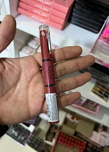 NYX Çift taraflı Ruj 