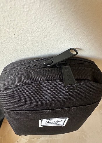 Siyah Minimalist Omuz Çantası - Görsel 2