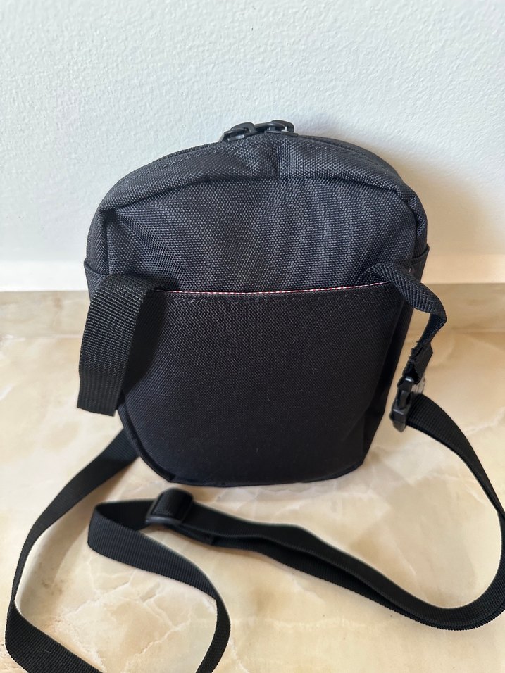 Siyah Minimalist Omuz Çantası - Görsel 3