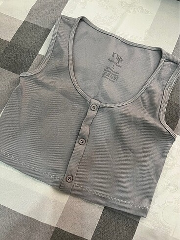 gri askılı mini crop