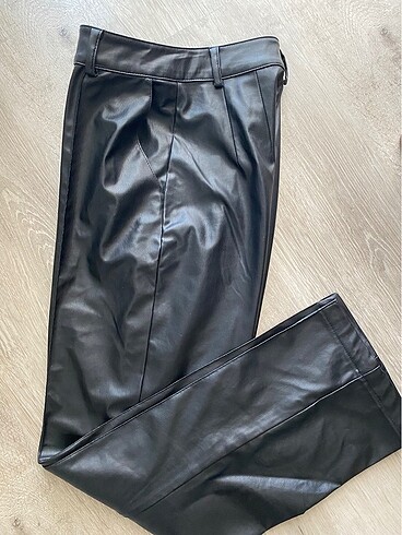 Fabrika Deri Pantolon - Görsel 4