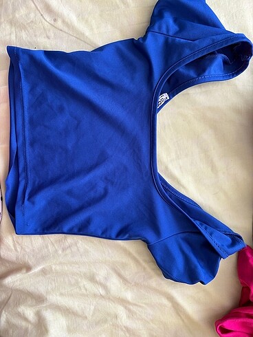 Saks Mavisi Crop
