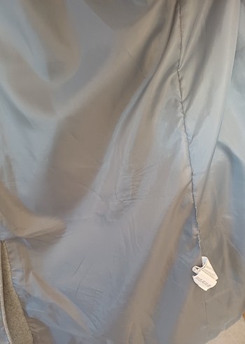 Gri Düğmeli Kışlık Kaban - Görsel 4