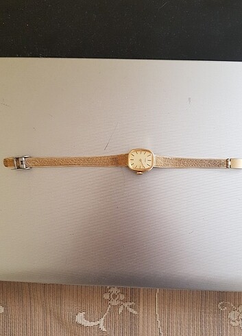 Beden altın Renk BAYAN SAAT TIMEX MARKA