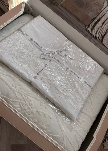 Krem dal işlemeli gelin yatak örtüsü seti - Görsel 5