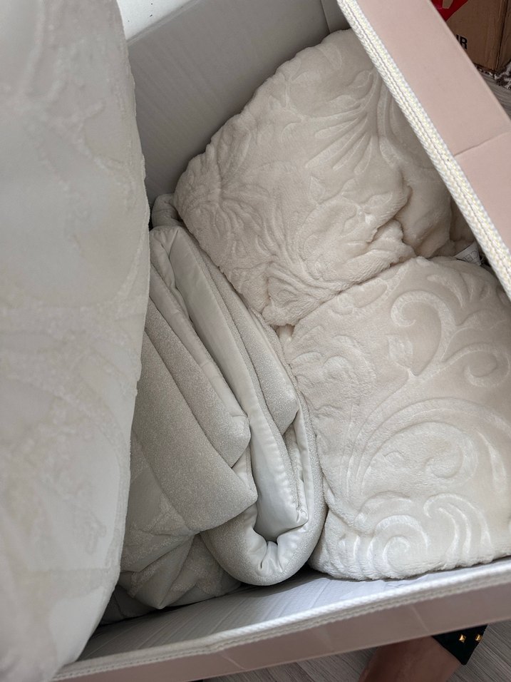 Krem dal işlemeli gelin yatak örtüsü seti - Görsel 4