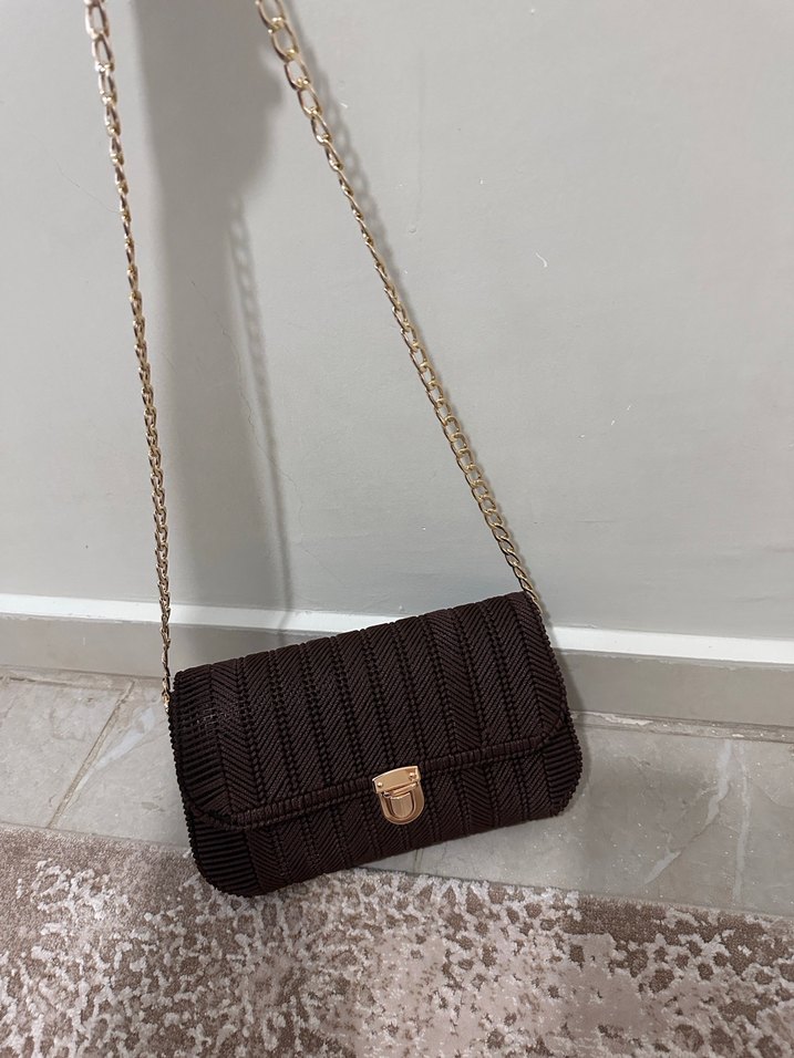 Kahverengi Zincir Detaylı Kadın Çanta - Görsel 3