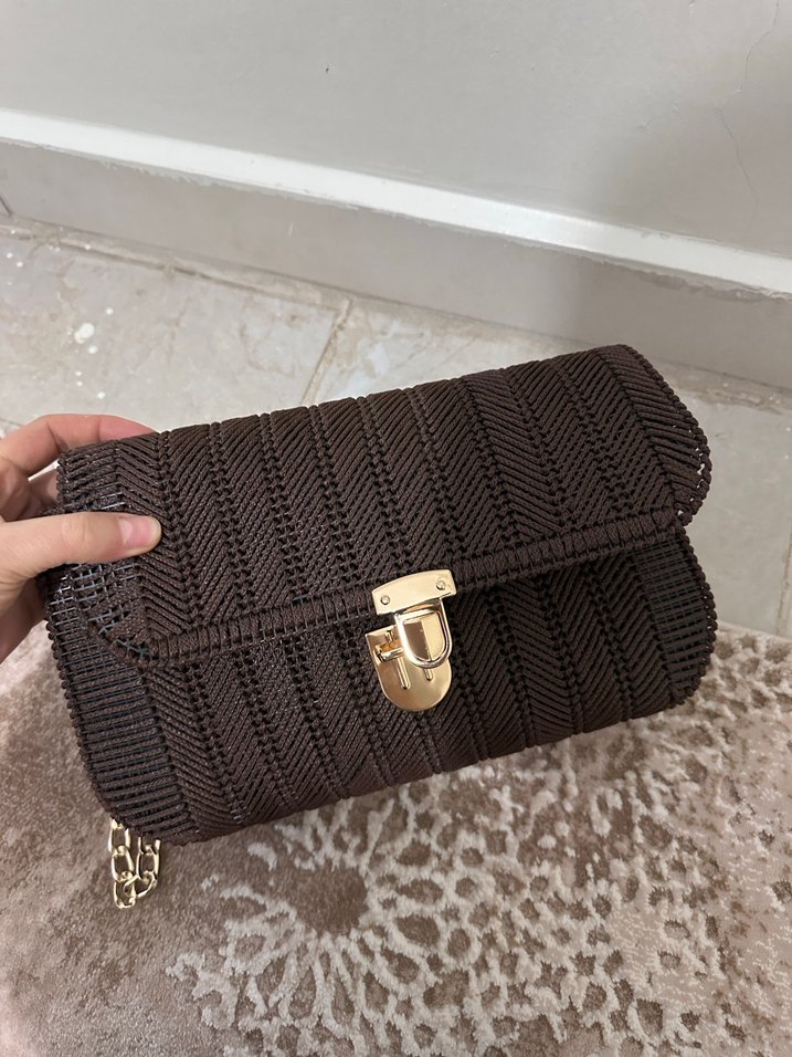 Kahverengi Zincir Detaylı Kadın Çanta - Görsel 2