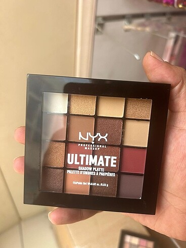 NYX Myx far