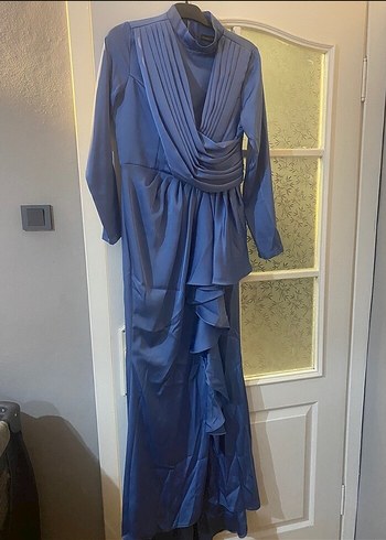 38 beden Mavi Uzun Abiye Elbise - Görsel 3