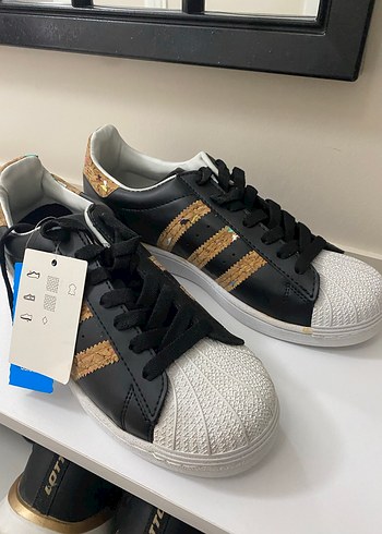 Adidas Kahverengi Desenli Spor Ayakkabı. - Görsel 2