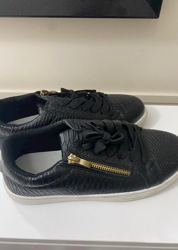 Siyah Yılan Desenli Fermuarlı Sneakers - Görsel 2