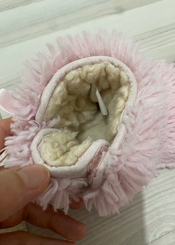 Ugg orjinal marka Kız Çocuk Pudra Pembe Peluş Ev Terliği - Görsel 4