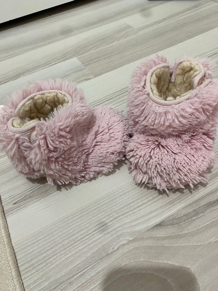 Ugg orjinal marka Kız Çocuk Pudra Pembe Peluş Ev Terliği - Görsel 3