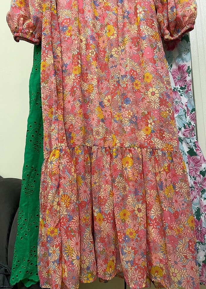 Çiçekli elbise - Görsel 2