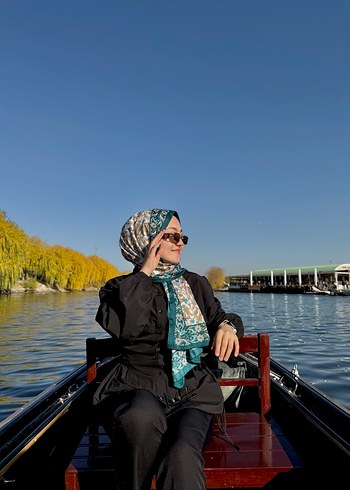 Kadın Siyah Kemerli Salaş Jean - Görsel 2