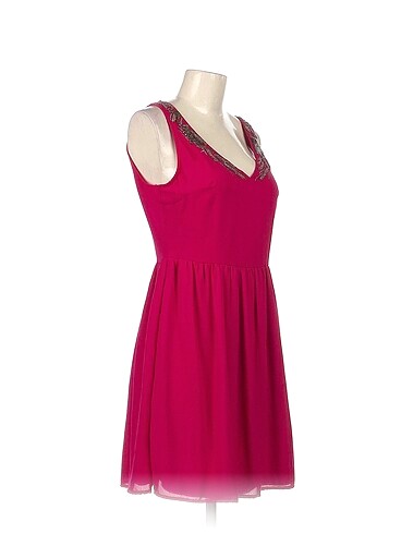 Zara Zara Kısa Elbise %70 İndirimli.