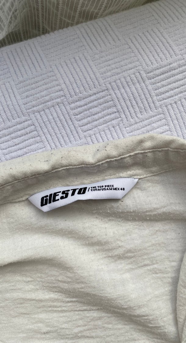 Düğmeli Beyaz Keten  Gömlek - Görsel 2