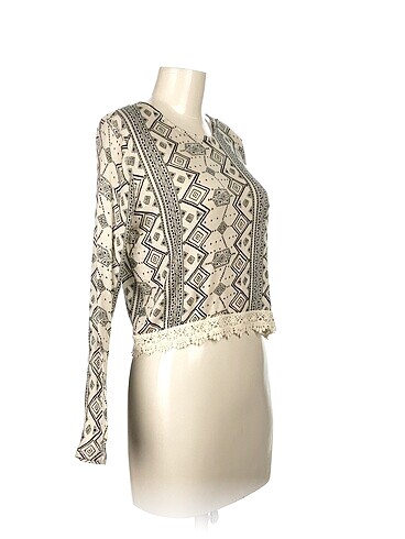 H&M H&M Bluz %70 İndirimli.
