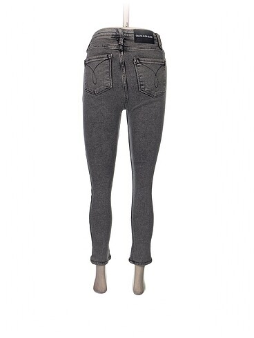 27 Beden Calvin Klein Jean / Kot %70 İndirimli.
