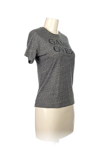 Bershka Bershka T-shirt %70 İndirimli.