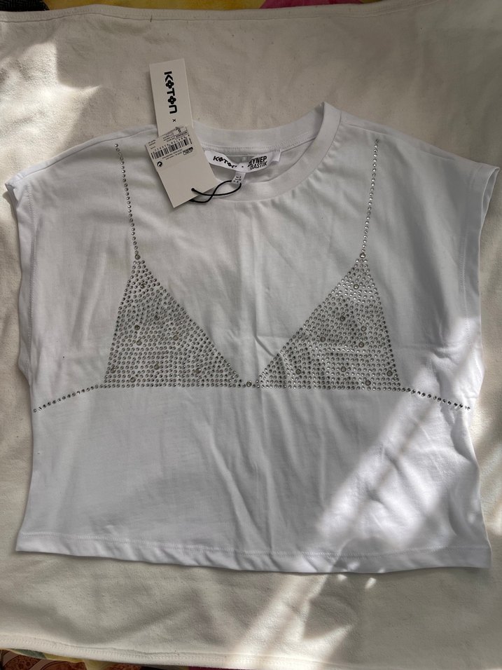 Kadın Beyaz V Yaka Payetli Crop Top - Görsel 2