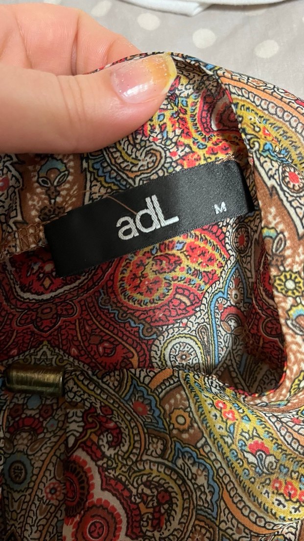 Düğmeli Bohem Desenli Mini Kadın Bluz - Görsel 3