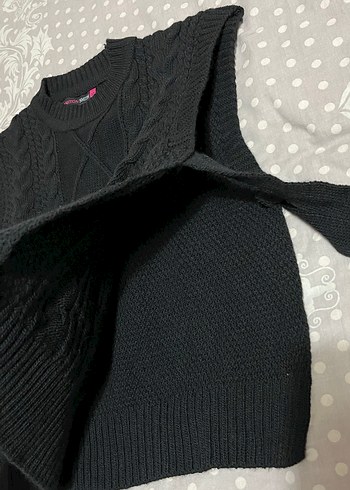 Siyah Yüksek Yakalı Örgü Süveter - Görsel 2