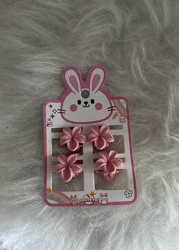 Pembe Çiçek Desenli Minik Tokalar