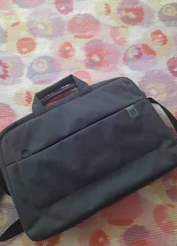 Tucano Laptop Çantası