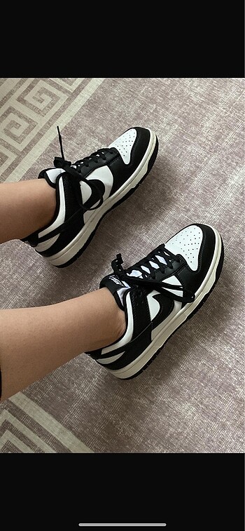 Nike Dunk Low