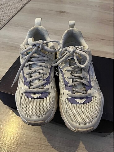 36,5 Beden Skechers Kadın Ayakkabı