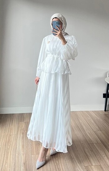 Beyaz tesettür elbise